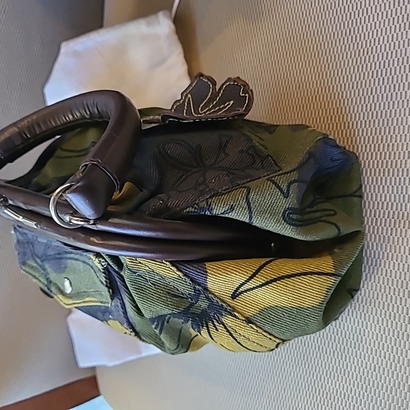 Miu Miu Milatary Flower small handbag Kisslock Vintage Cutie!! - Picture 5 of 10